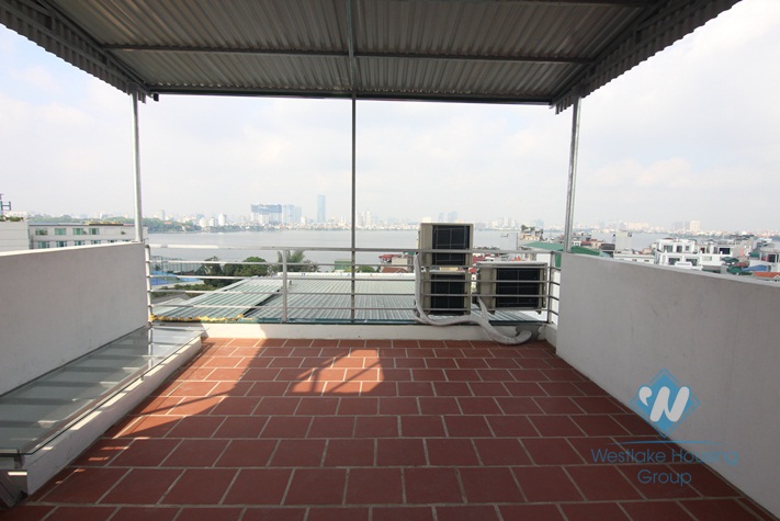 One bedroom apartment for rent in main street ot Tay Ho district.